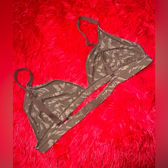 Skims logo Bralette - Picture 2 of 3